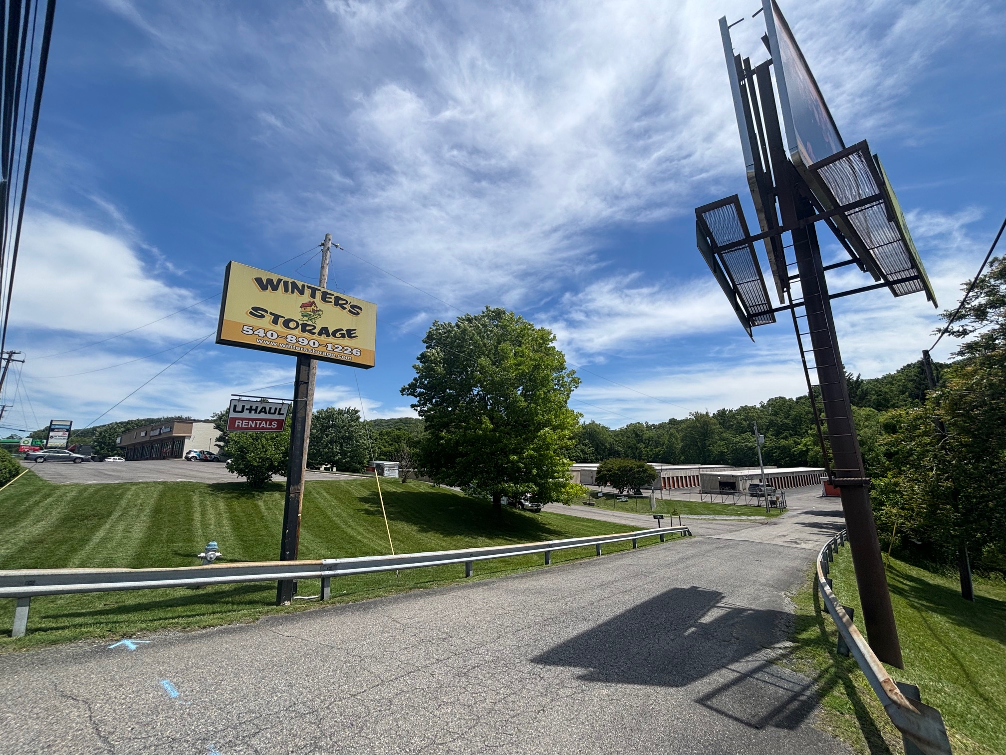 secured units in Vinton, VA 